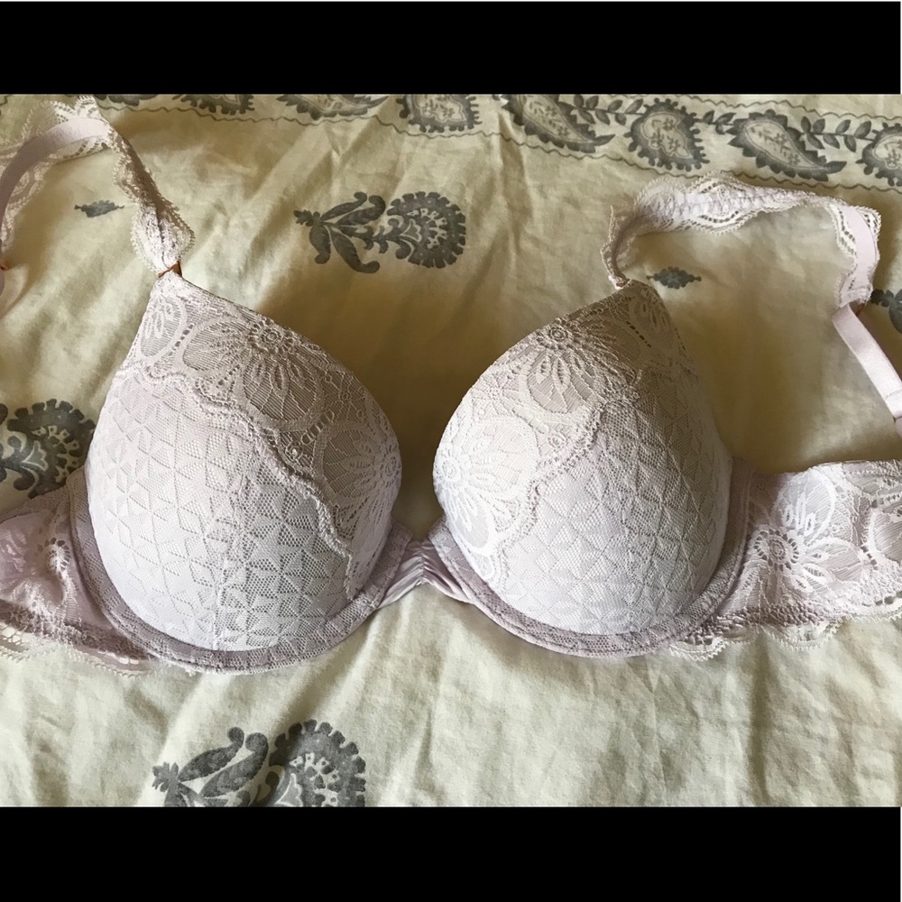 Aerie Lace Push-Up Bra 32 D NWOT